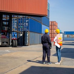 Choose ISS for Customs Clearance - ISS Relocations