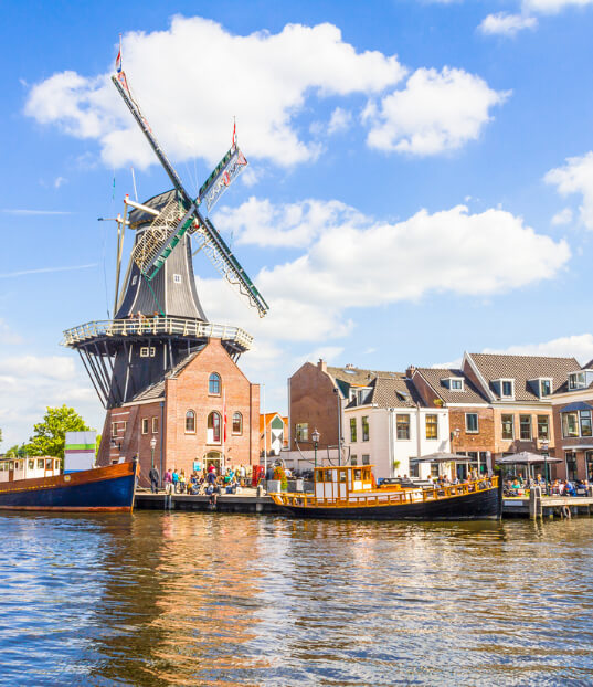 How To Moving To Netherlands from UAE - ISS Relocations