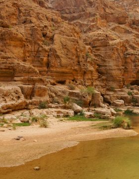 Moving Services To Ruwi Oman - ISS Relocations