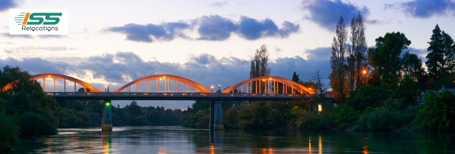 International Movers to Hamilton from Qatar: Corporate Moving Services - ISS Relocations